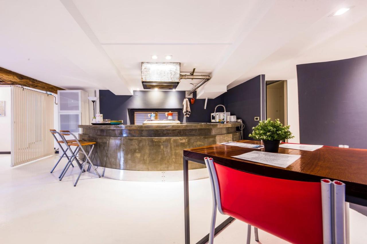 Loft La Citta Vecchia Lägenhet Genua Exteriör bild